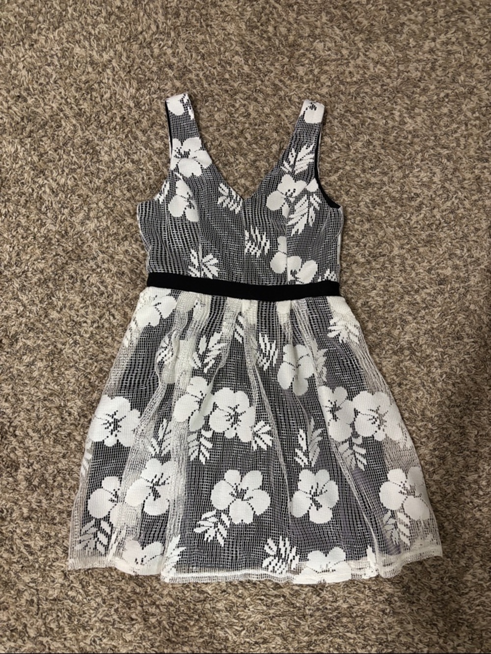 Women’s Black and White Floral Mesh Dress